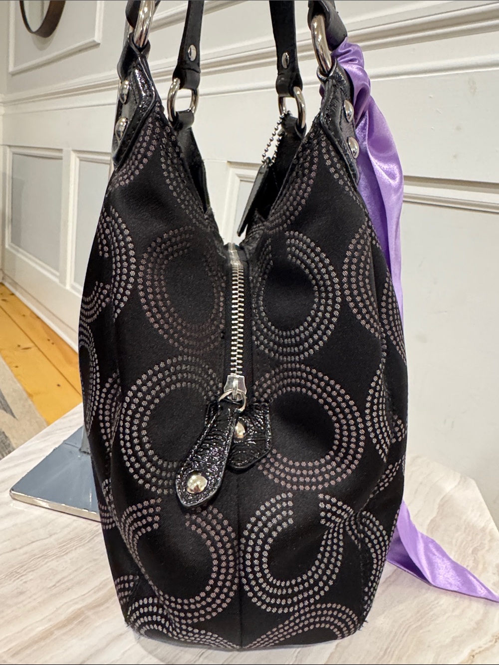 Coach Bag Ashley Dotted Op Art Black Signature Logo Hobo Shoulder Bag - Picture 7 of 17